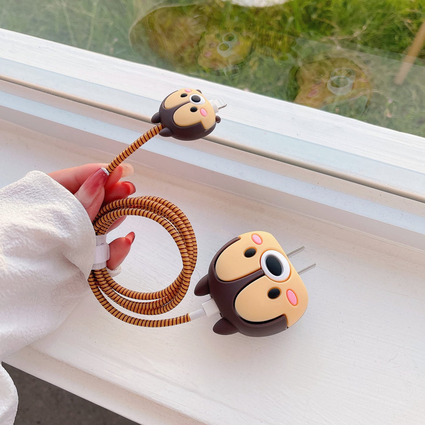 dale squirrel apple charger cover for 18-20W from hangingowl