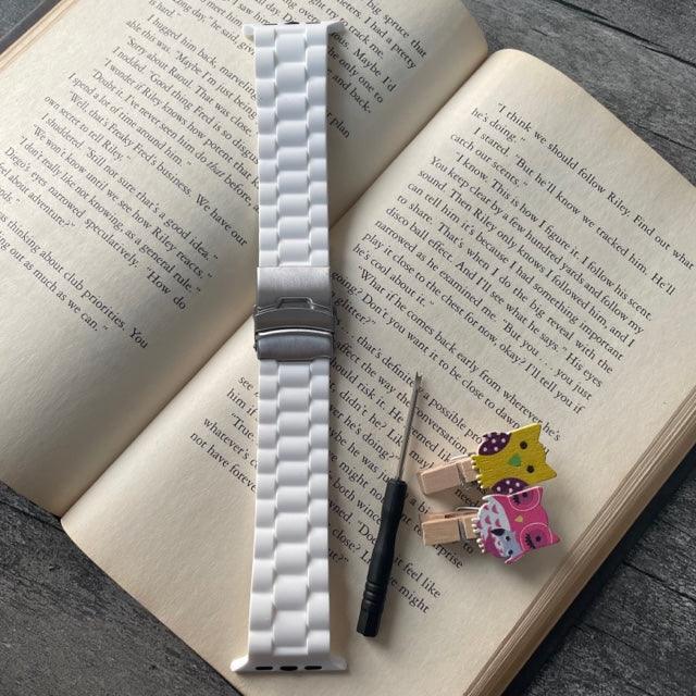 Ceramic Design Silicone Material bands For Apple Watch 42-44-45-49 mm Apple Watch Band - Hanging Owl  India 